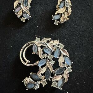 Elegant antique rhinestone and Blue Leaf silver Jewelry Set